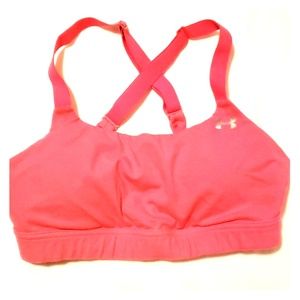 *👍FIRM PRICE👍*Under Armour Sports Bra